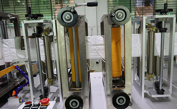 1671438608586085.jpg KN95口罩機120.jpg