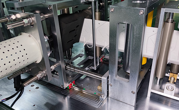 1671608923891697.jpg KN95口罩機精選圖 (1).jpg